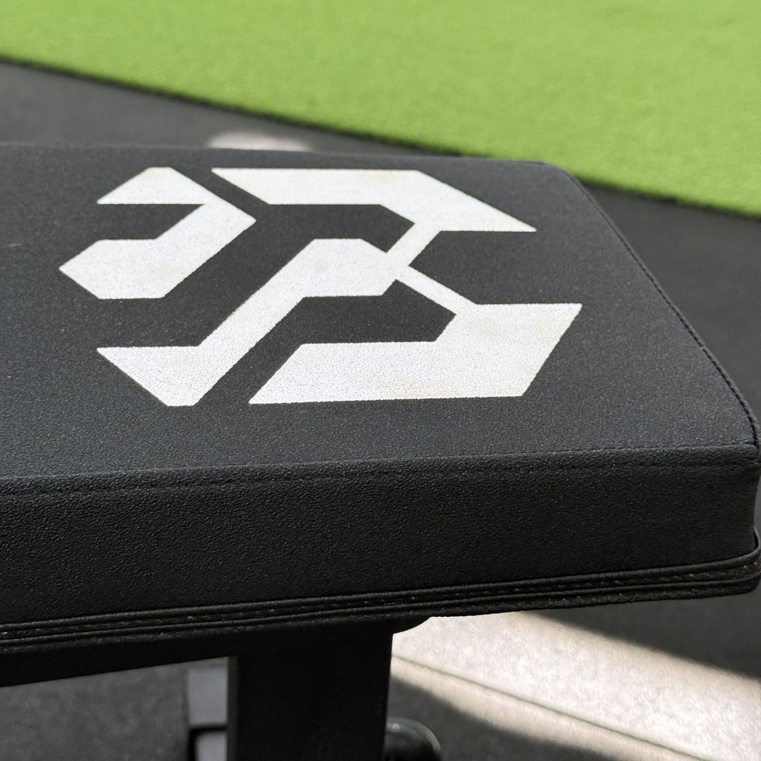 adjustable bench 2.0 gallery IV