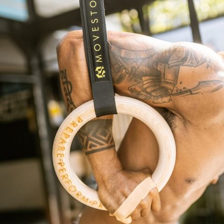 movestorm wooden gym rings hanging on rig
